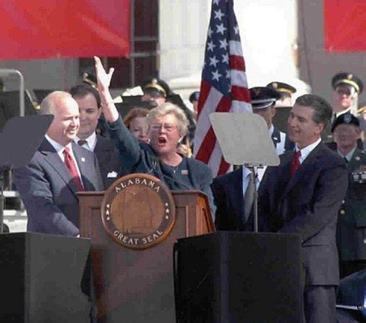 Kay Ivey sworn in as Alabama’s 54th Governor