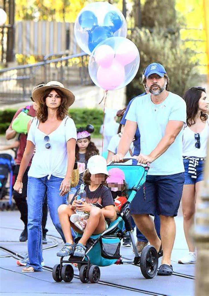 Penelope Cruz’s Kids Meet Her Two Children, Luna & Leo 247 News