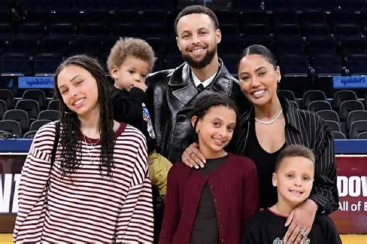 Steph Curry’s family starpower shines on Stanford at Final Four